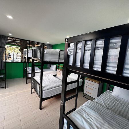 Phuket Muay Thai Hotel Rawai Beach エクステリア 写真